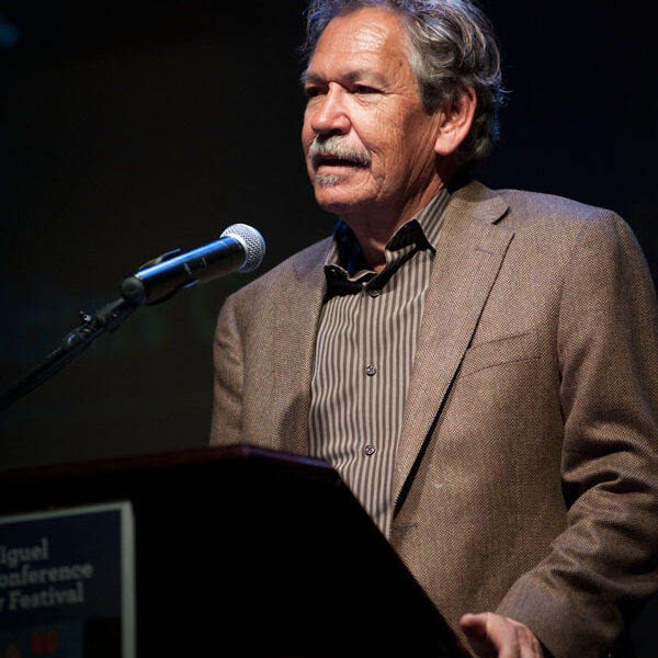 Benjamin Alire Sáenz